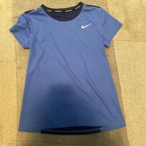 Nike t-shirt